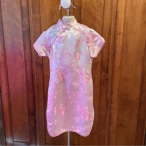 Traditional Chinese Dress. Pink w/pink & white flowers. Fits a 10-11 year old.